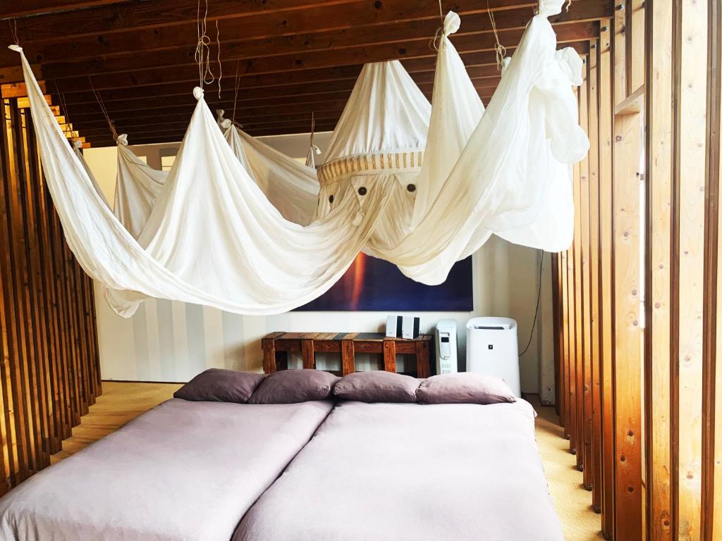 The Rainbow Room — photo 1