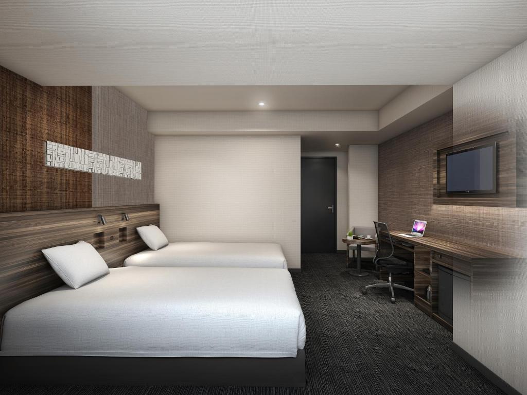 Smile Hotel Shin-osaka photo 2