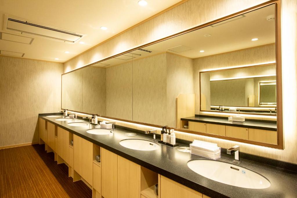 Cabin & Capsule Hotel J-SHIP Osaka Namba photo 3