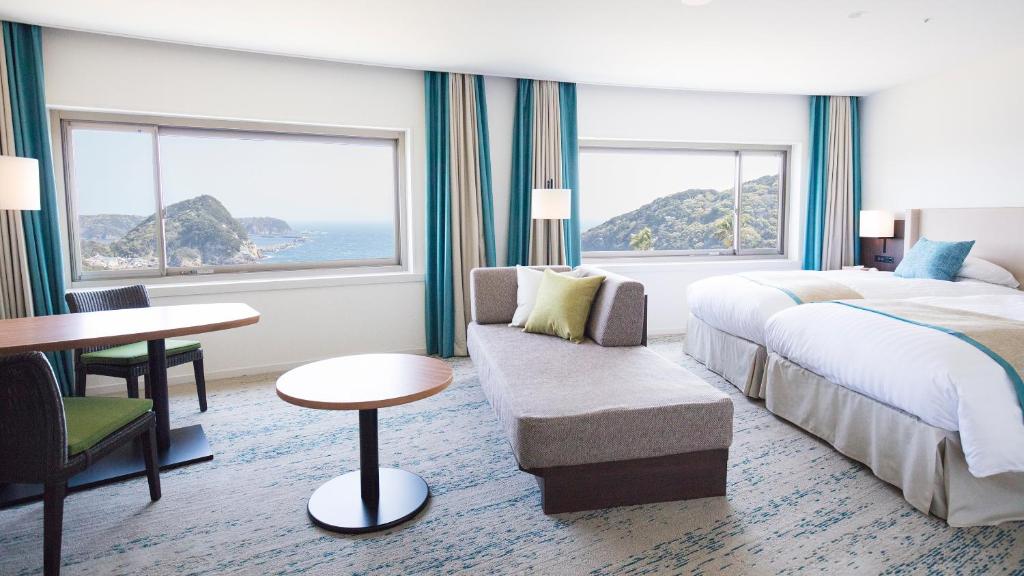 Shimoda Tokyu Hotel photo 2