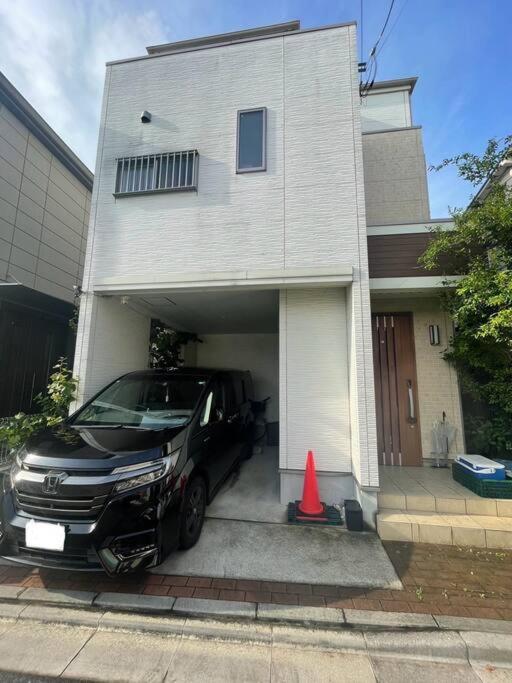 Tommy's house 東京都内では貴重な無料駐車場付で大地震でも安心の新しい家 — photo 1