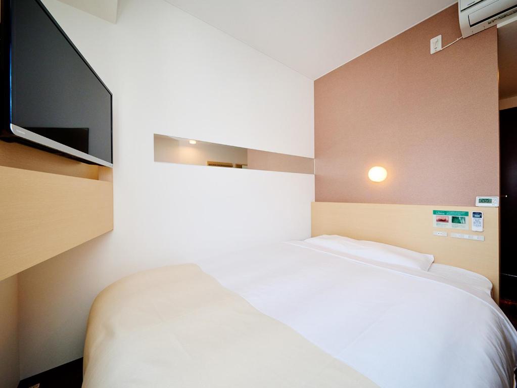 Super Hotel Akihabara Suehirocho photo 3