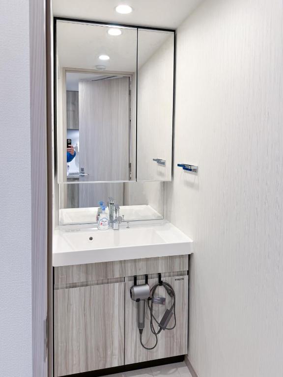 Triphome Higahsi Shinjuku Brand New photo 3