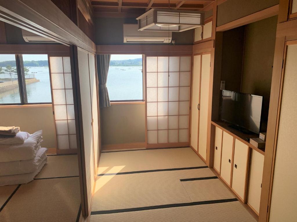 Sado - Hotel - Vacation STAY 82479 — photo 1