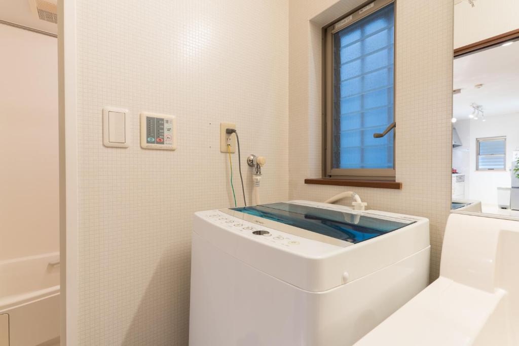 New design Cozy 4ppl 2-story Family House 2br&tub photo 3