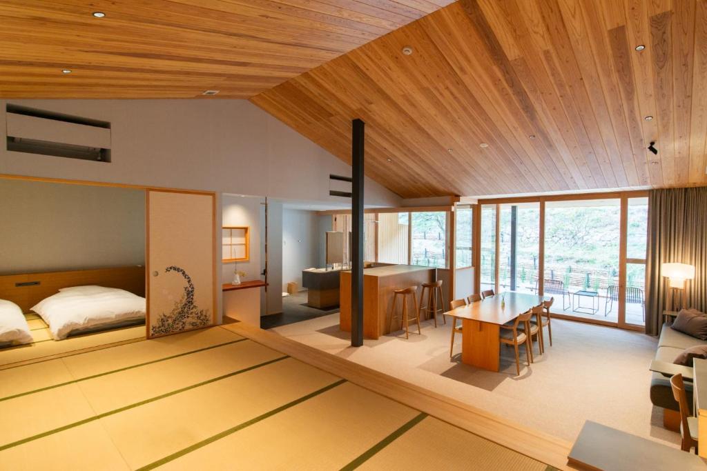 Naoshima Ryokan Roka photo 3