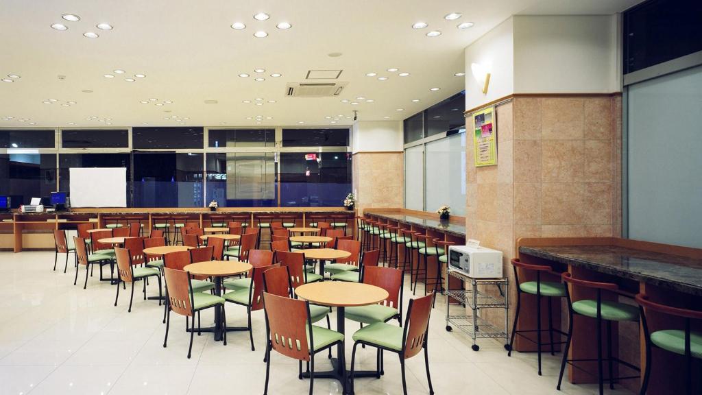 Toyoko Inn Fukui Ekimae photo 2