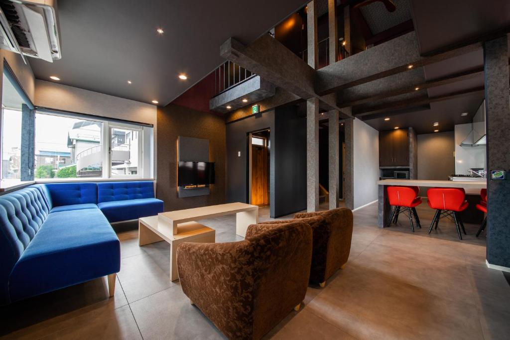THE BEEHIVE AIOI photo 2