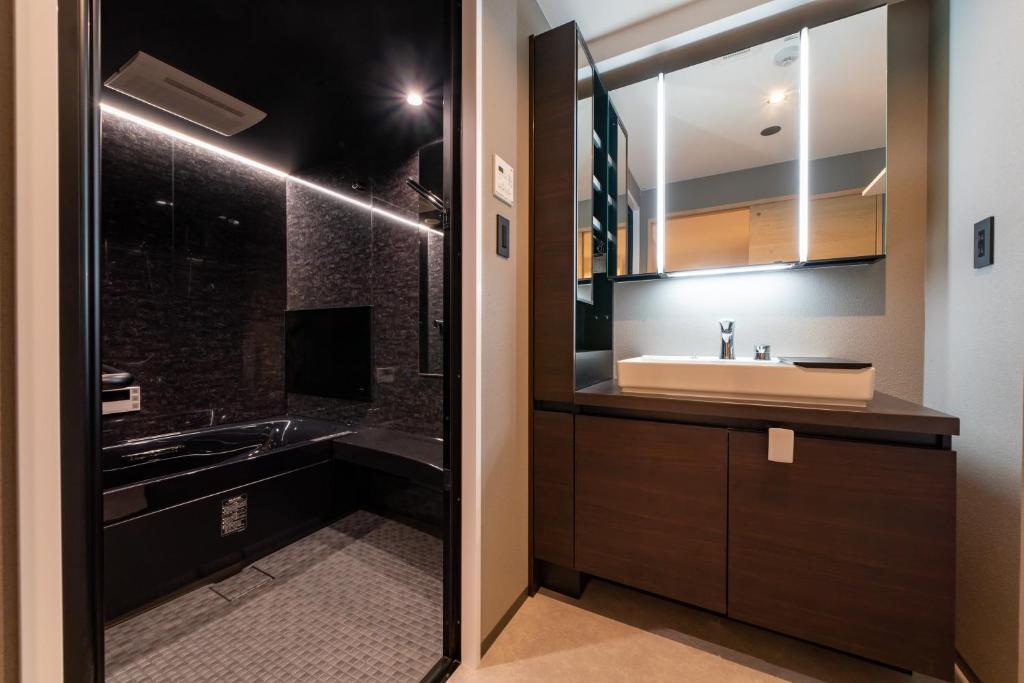 STAY IN YEBISU photo 3