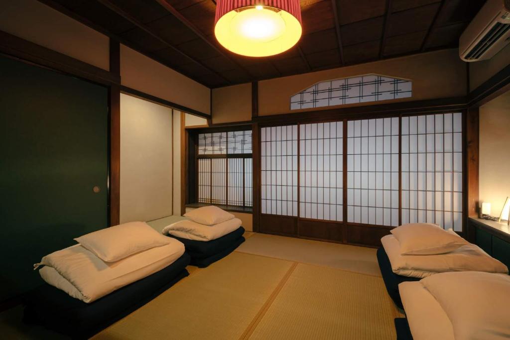 SAKON UKON photo 2