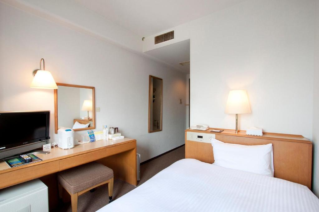 Smile Hotel Sugamo photo 2