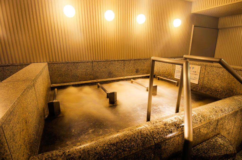 Super Hotel Osaka Natural Hot Springs photo 3
