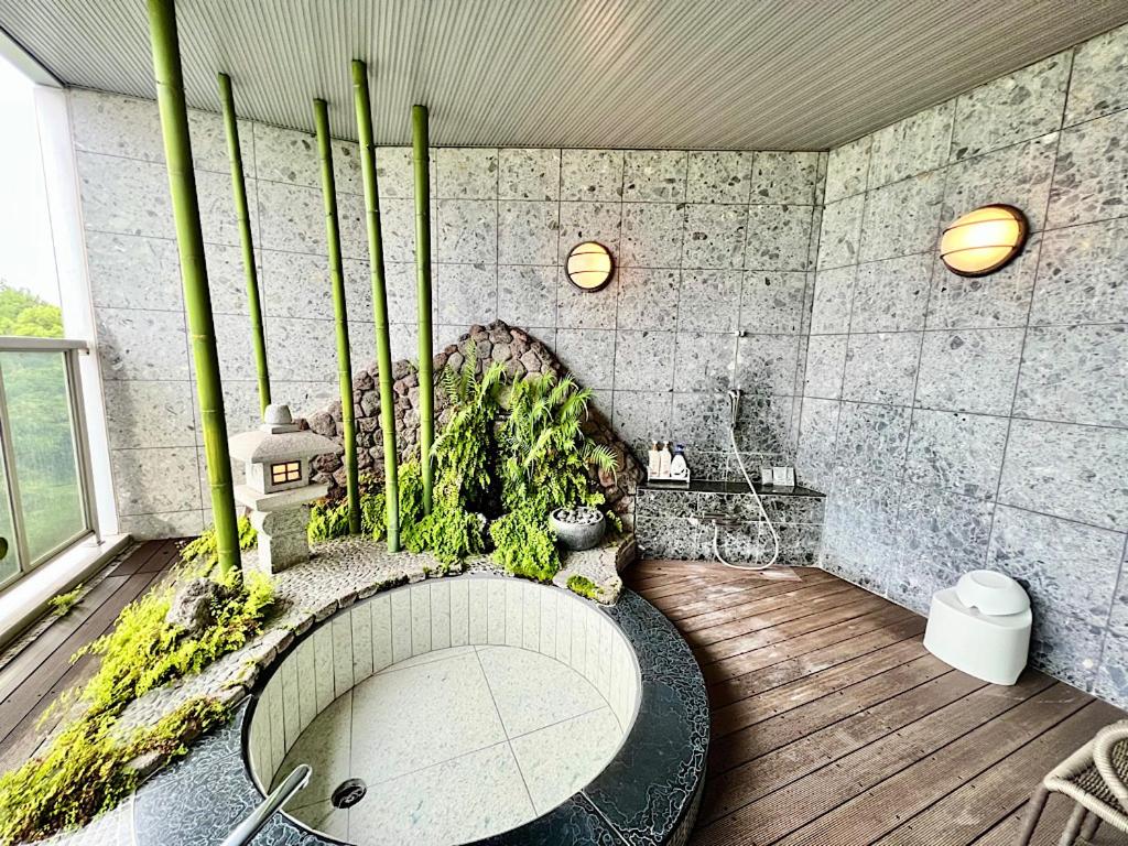 HOTEL In the Woods photo 3