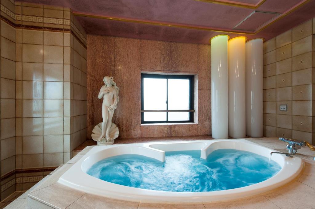 Booking.com: Hotels in Yokkaichi. Book your hotel now! photo 3