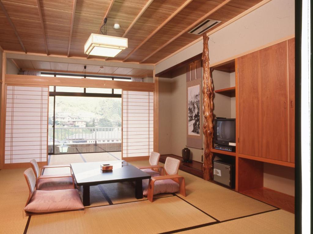 Yuttarino-Sato Inaka photo 2