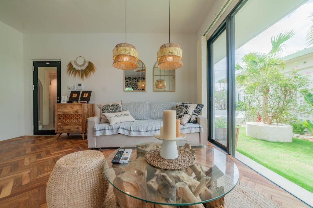 The House By The Sea photo 3