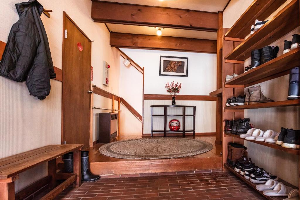 Woodpecker Lodge - Madarao photo 2