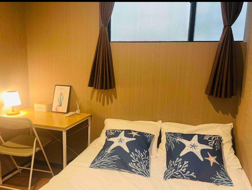 Sky 晴空塔 独立双人间 但是共用浴室厕所105 — photo 1