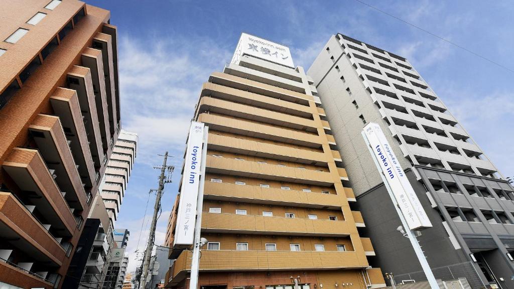Toyoko Inn Kobe Sannomiya-eki Higashi — photo 1