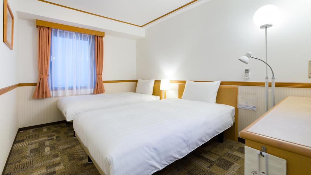 Toyoko Inn Kobe Sannomiya-eki Higashi photo 3