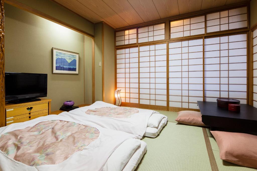 Yamatoya Honten Ryokan Osaka photo 2