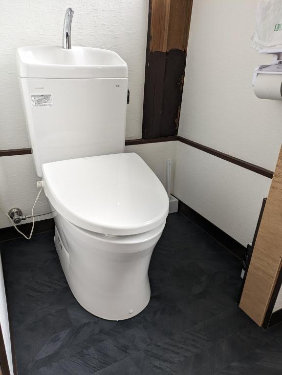 【小山駅徒歩7分】みんなで宅飲み!貸切一軒家ニシグチノイエ wifi有、銭湯近く photo 3