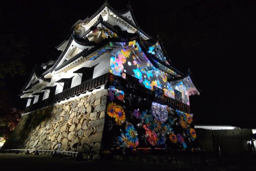 Villa Hikone Castle ヴィラ彦根キャッスル 彦根城9分 10人泊 キャッスルロード4分 ひこにゃん4分 駐車3台 ビワイチ photo 2