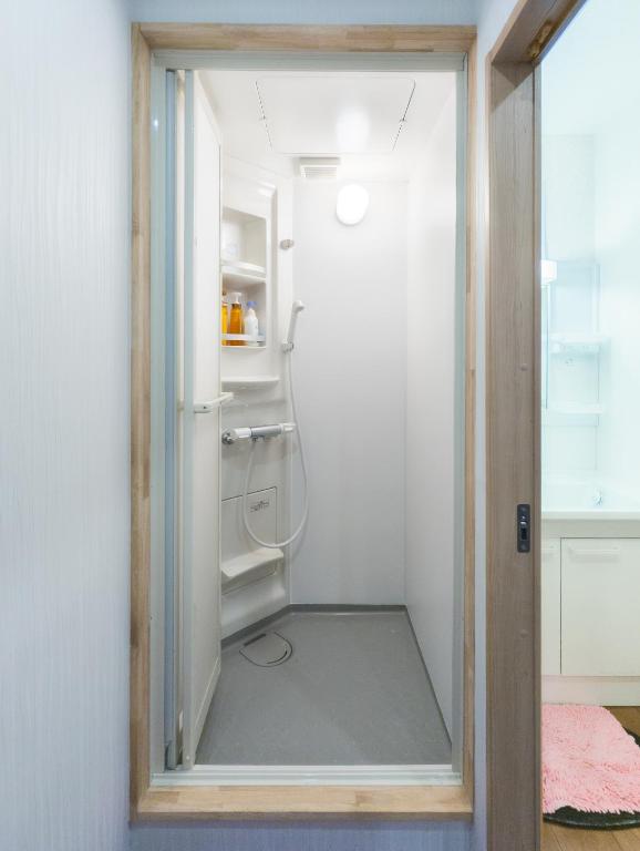 花園町駅から1分 難波から4分 今年リフォーム済み シャワー洗面トイレ各階付き 通天閣難波天王寺大阪城近々 Wi-Fi有り 星夜屋 photo 3
