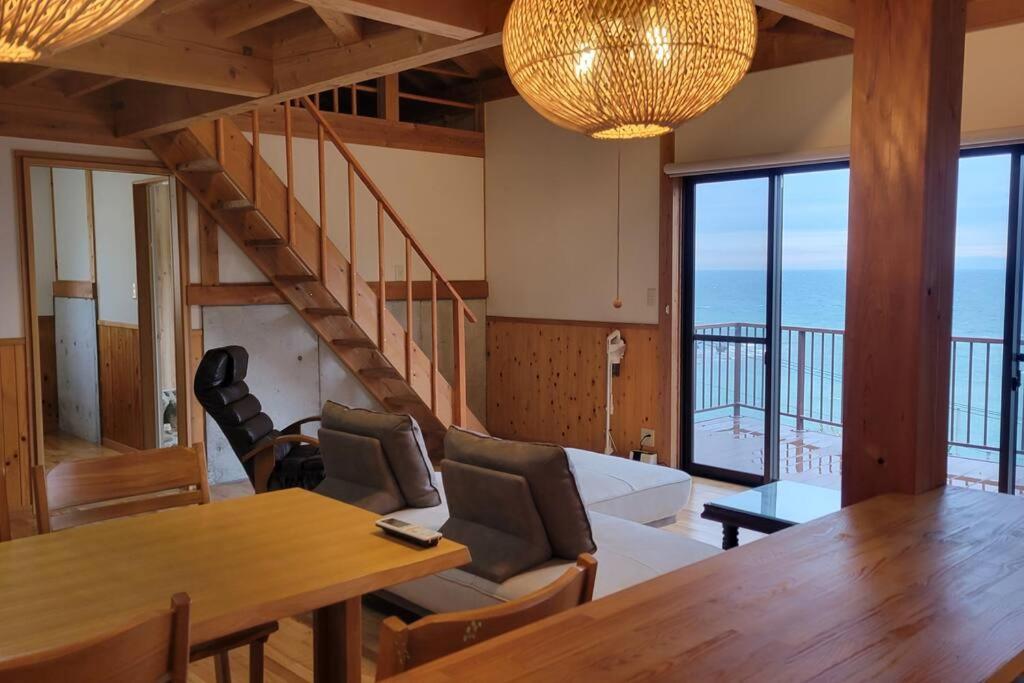 SUNNY house SHIRATO — photo 1