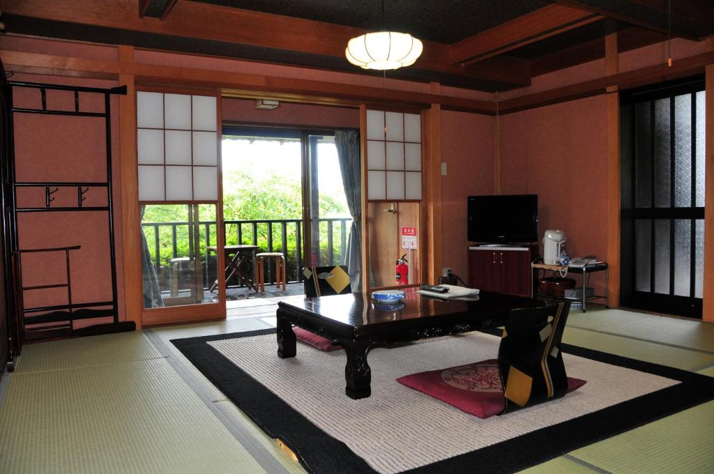 Yokohama Fujiyoshi Izuten photo 3