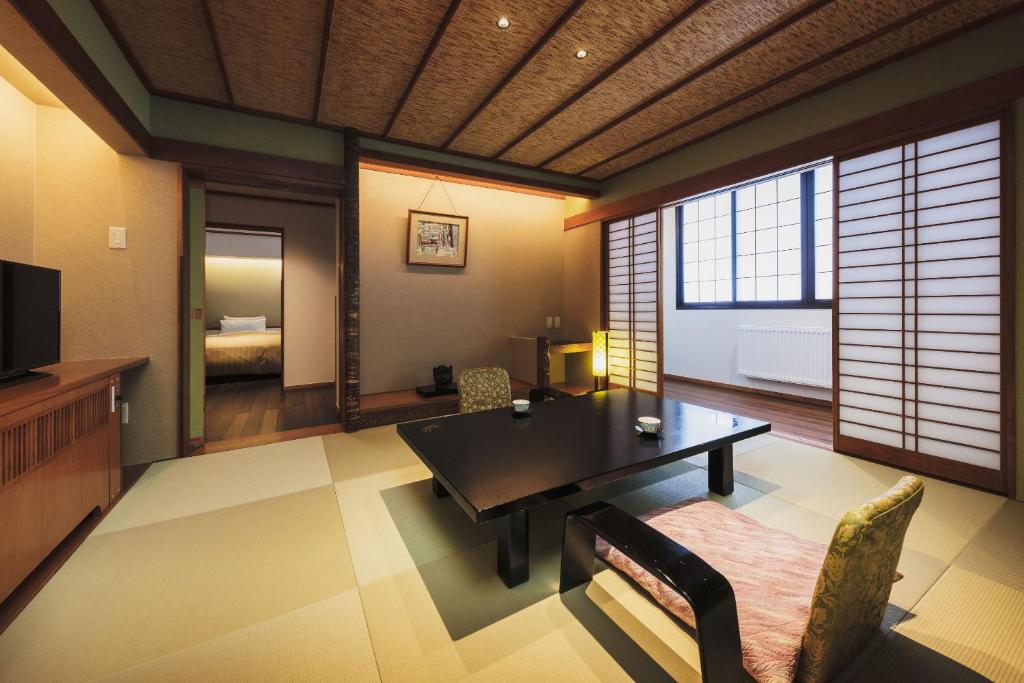 Takamiya Ryokan Miyamaso photo 3