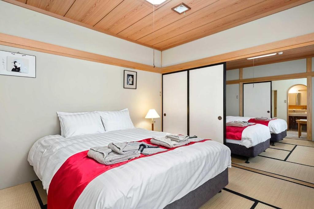 White Horse Hotel photo 2
