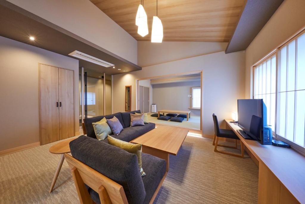 Rinn Shirakawa South — photo 1