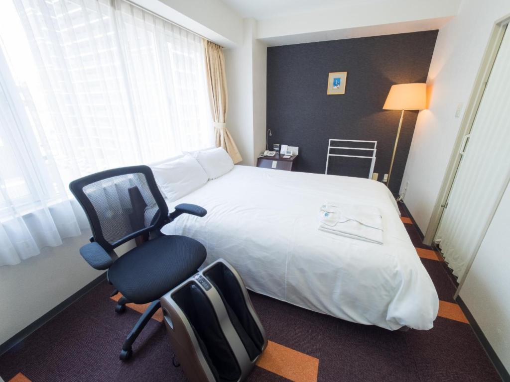Hotel Shin Osaka / Vacation STAY 81537 — photo 1