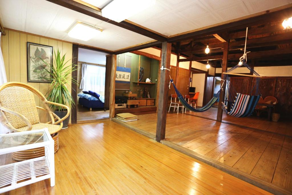 西のや石垣島 — photo 1