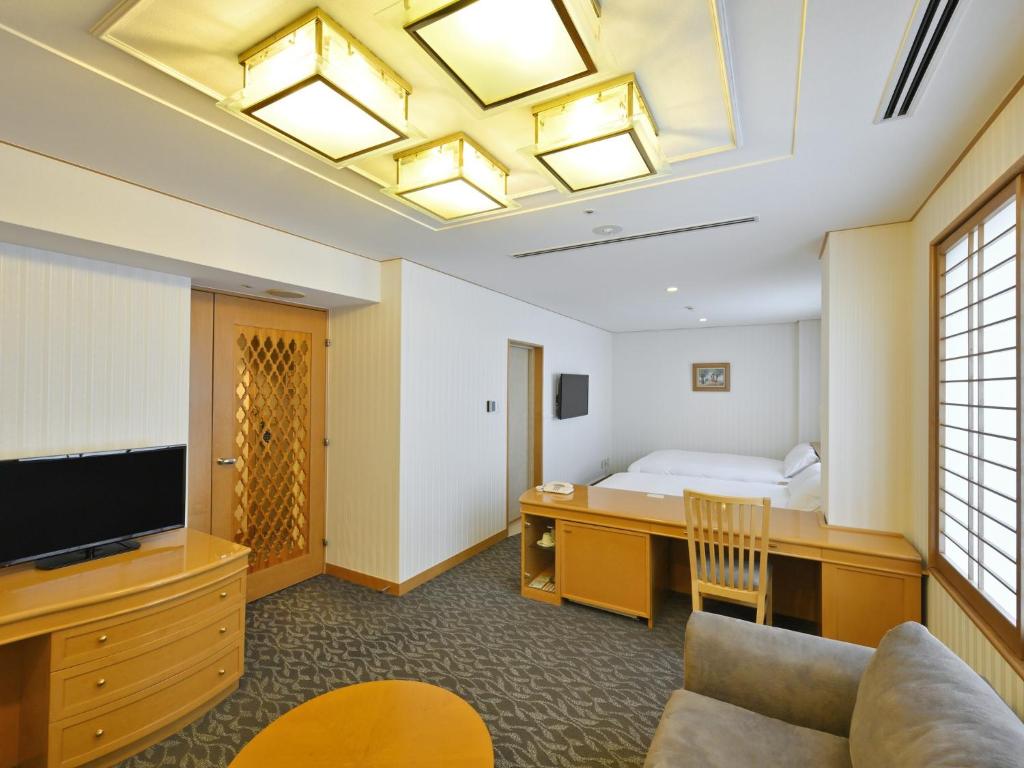 Rihga Hotel Zest Takamatsu photo 3