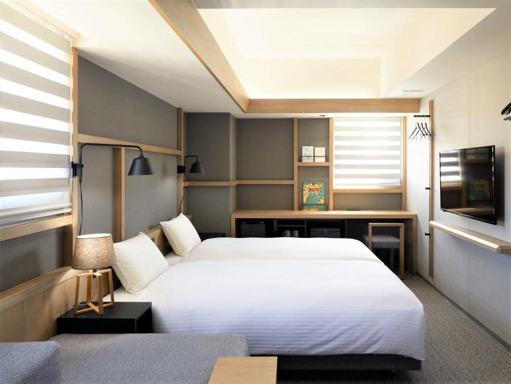 LAMP LIGHT BOOKS HOTEL sapporo photo 2