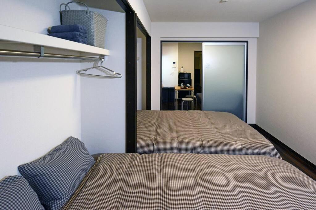 405 Walk to Glico & Dotonbori Namba Apt 5 Guests photo 2