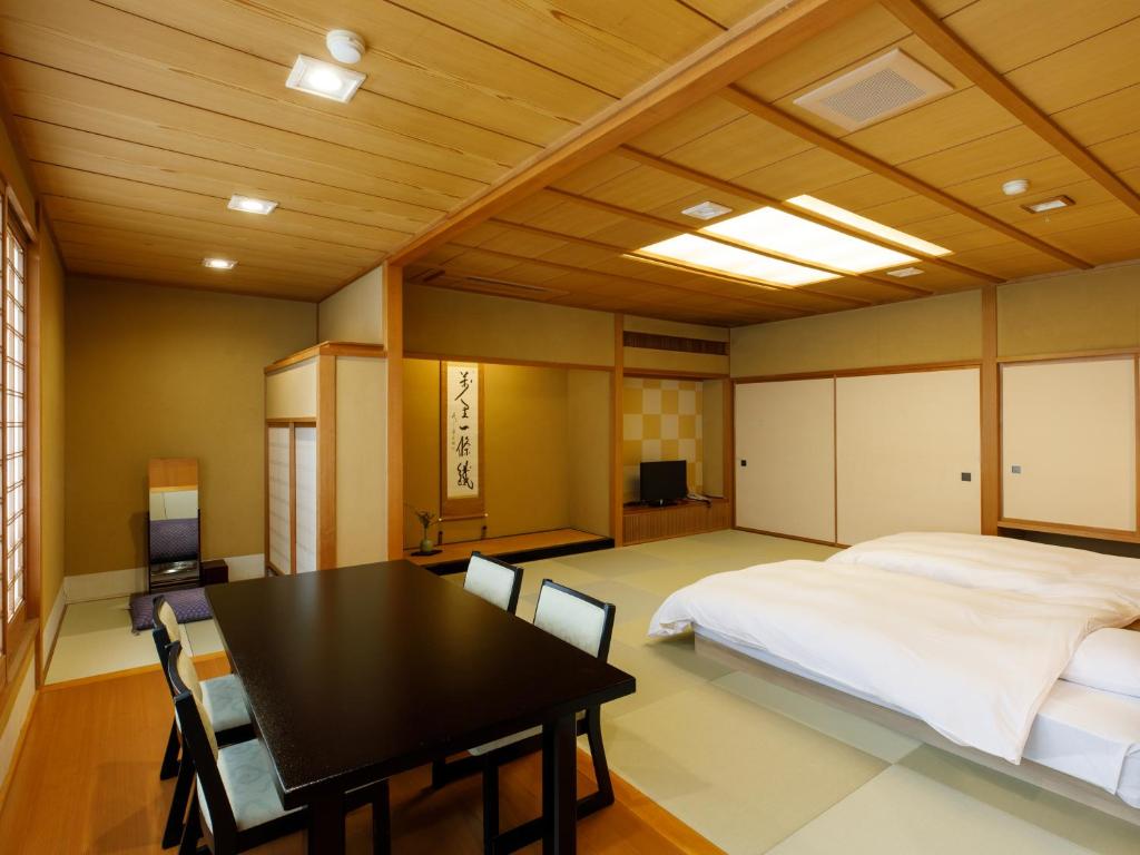 越前あわら温泉 つるや photo 2