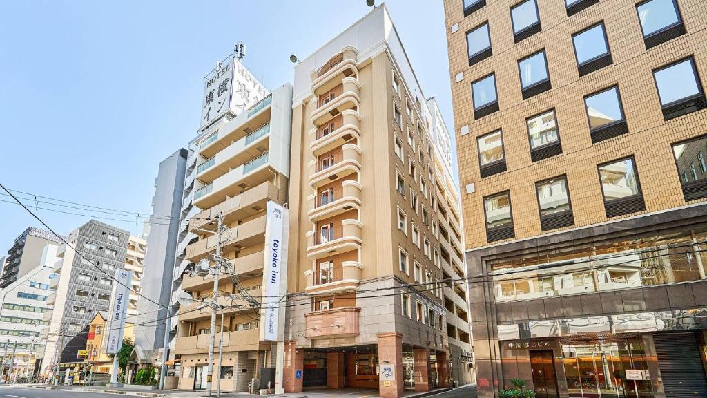 Toyoko Inn Shin-Osaka Chuo-guchi Shinkan — photo 1