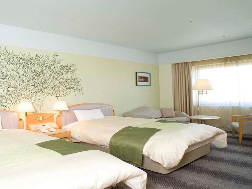 Rihga Royal Hotel Niihama photo 2