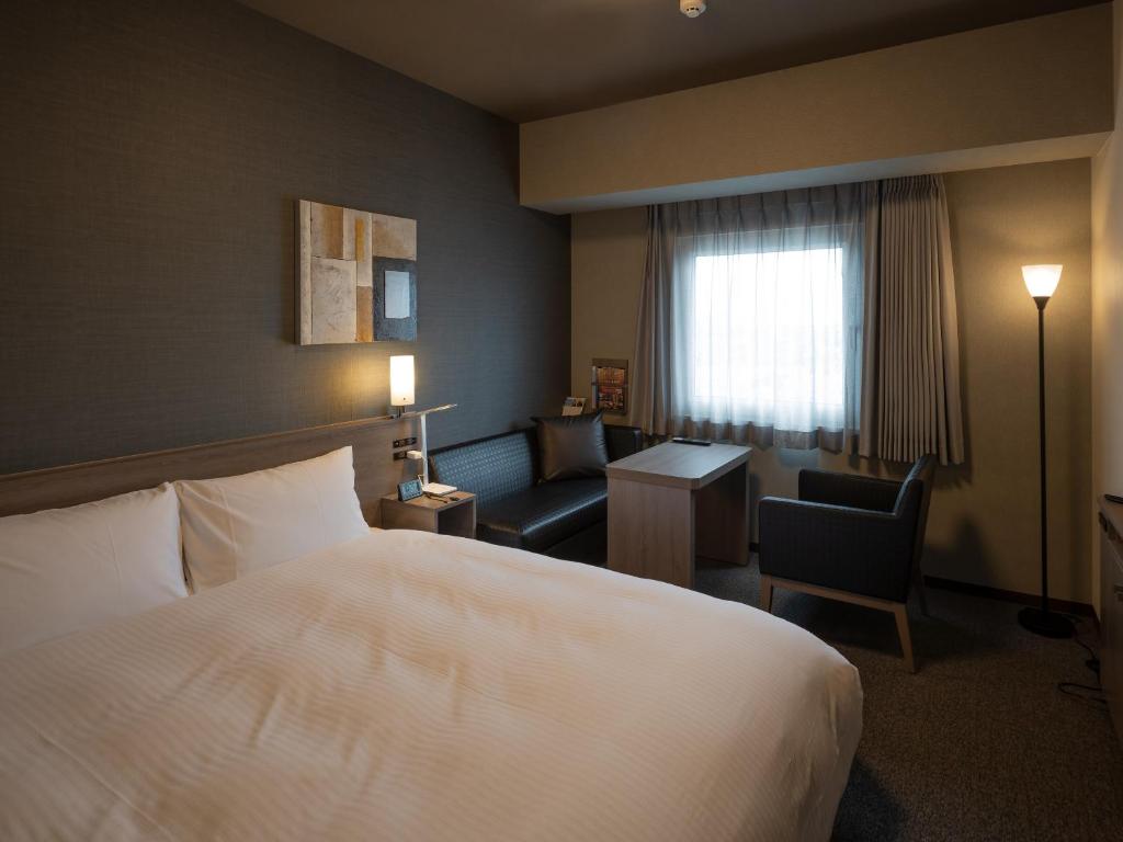 Hotel Route Inn Grand Wakayama Eki Higashiguchi photo 2