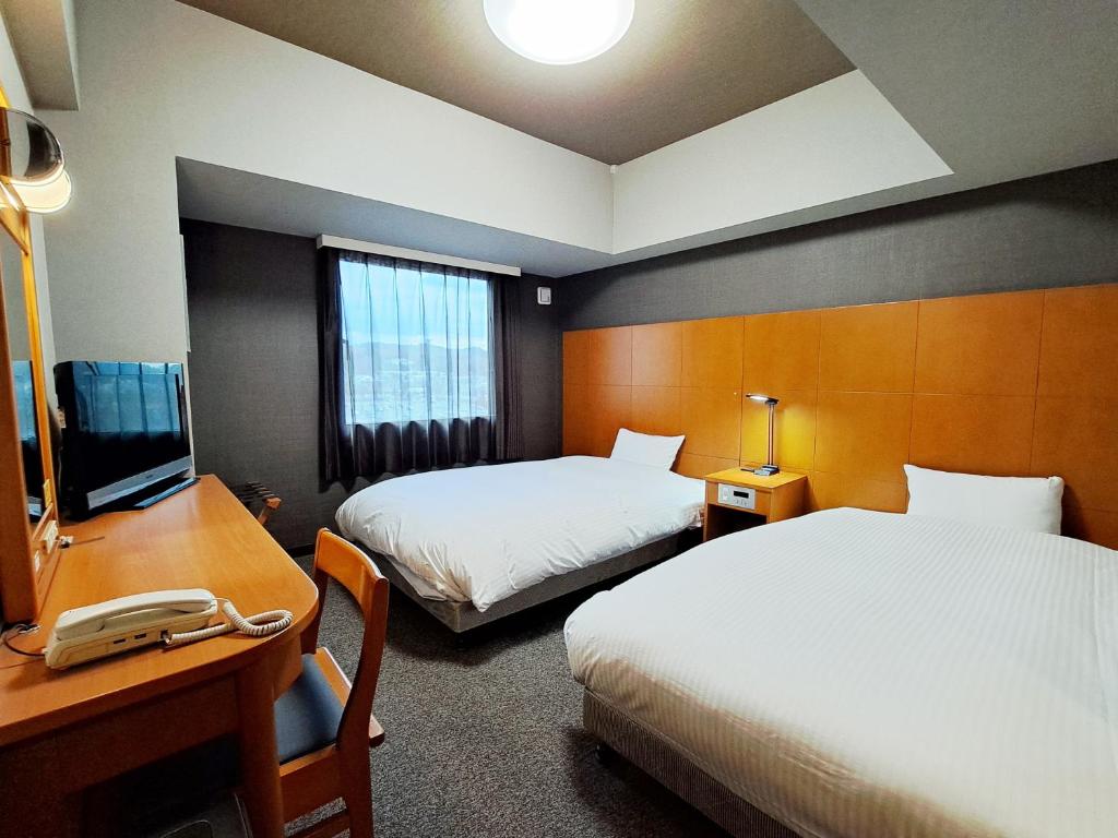 Hotel Route-Inn Shinjyo Ekimae photo 2