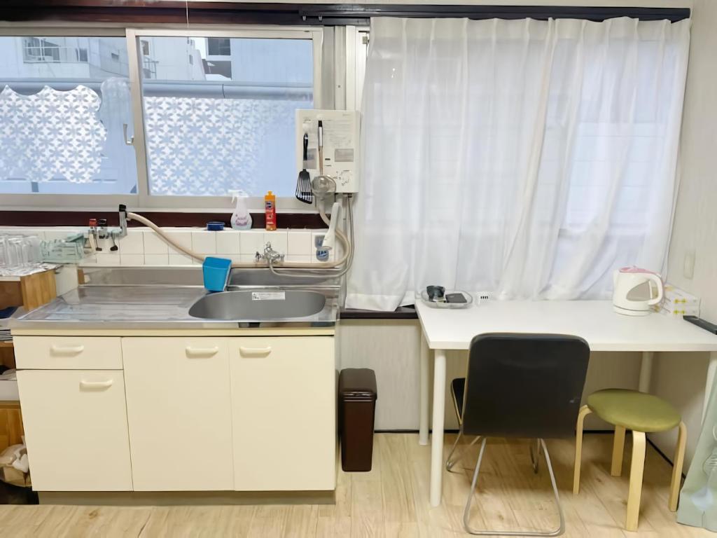 Sakai Apt 403 サカイマンション403 photo 3