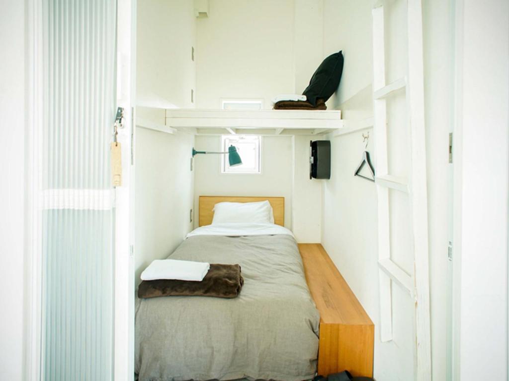 ROUTE - Cafe and Petit Hostel photo 2