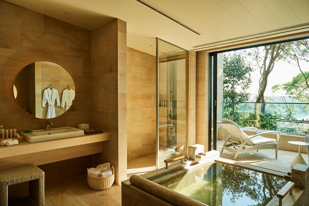 THE HIRAMATSU HOTELS & RESORTS KASHIKOJIMA photo 3