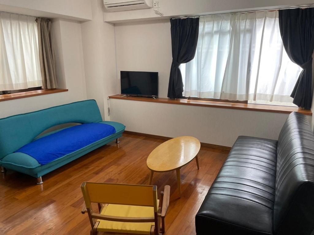 最大14人 2部屋貸切り 国際通り&牧志駅まで徒歩10分 smile heights — photo 1