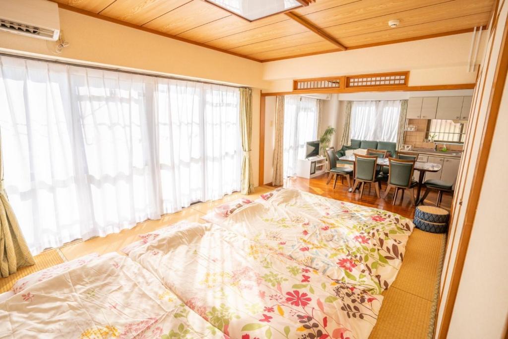 最大14人 2部屋貸切り 国際通り&牧志駅まで徒歩10分 smile heights photo 3