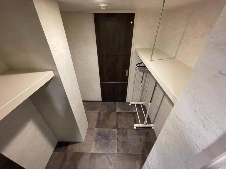 WOLF PACK APARTMENT 33 photo 3