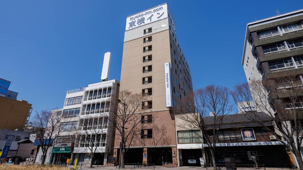 Toyoko Inn Shimonoseki Kaikyo yume tower Mae — photo 1